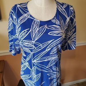 Chico's scoop neck tee